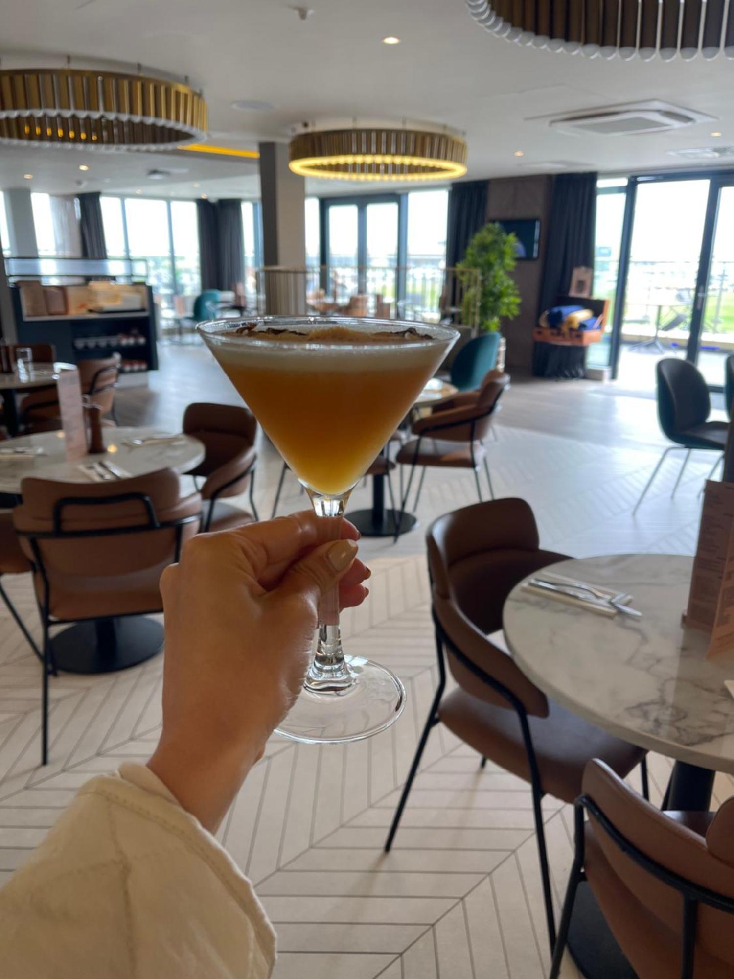 Hotel Courtyard By Marriott London Heathrow Airport Harlington  Zewnętrze zdjęcie