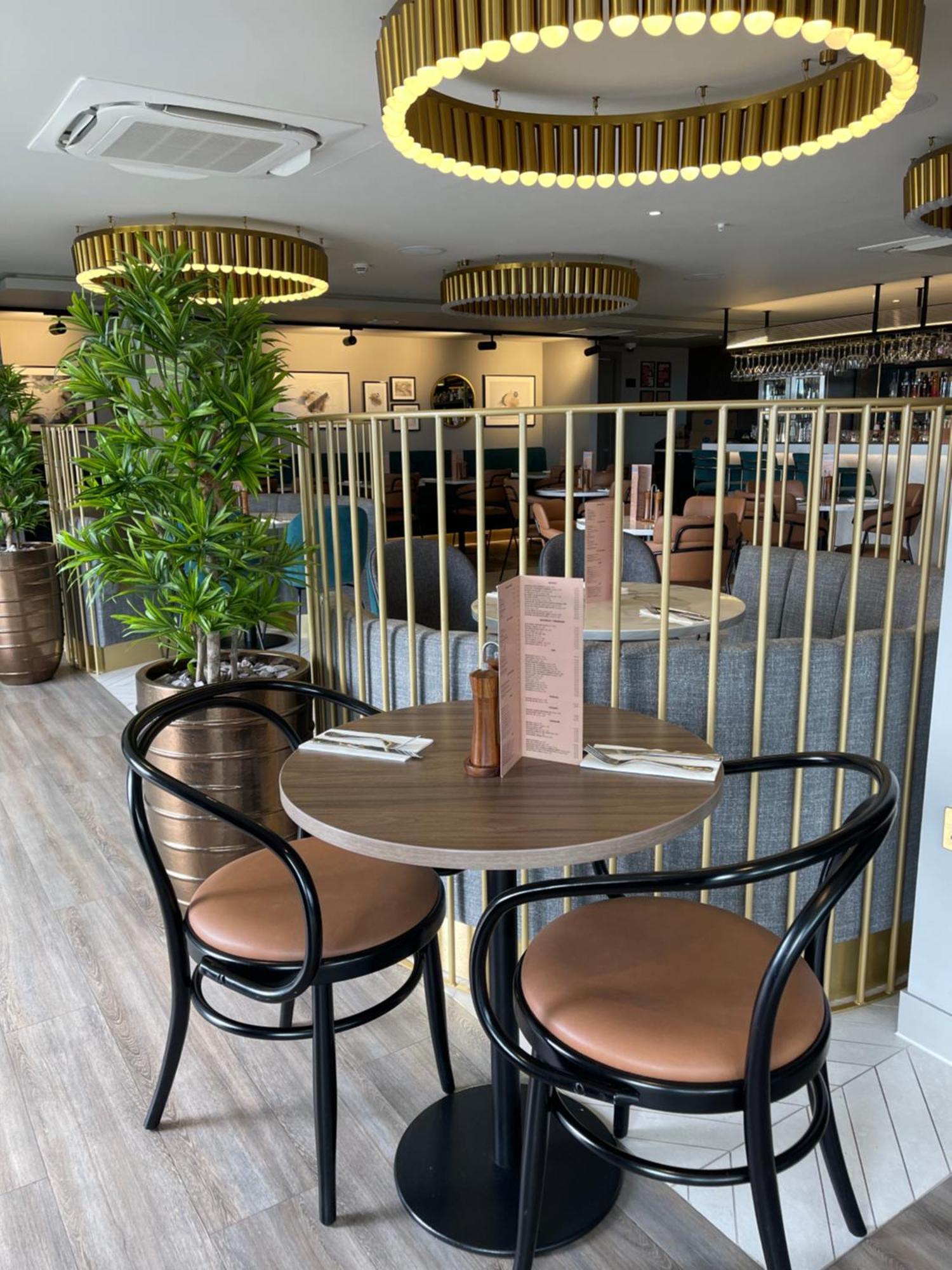 Hotel Courtyard By Marriott London Heathrow Airport Harlington  Zewnętrze zdjęcie