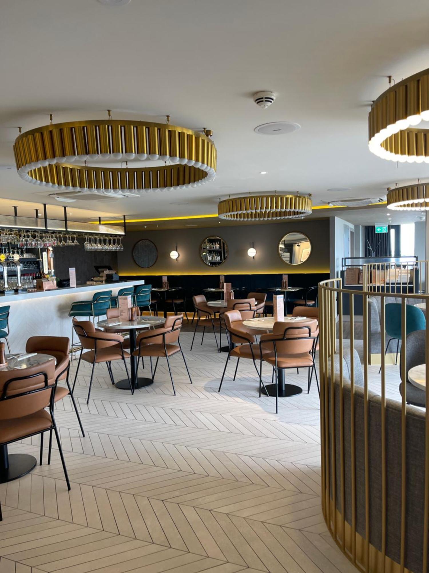 Hotel Courtyard By Marriott London Heathrow Airport Harlington  Zewnętrze zdjęcie
